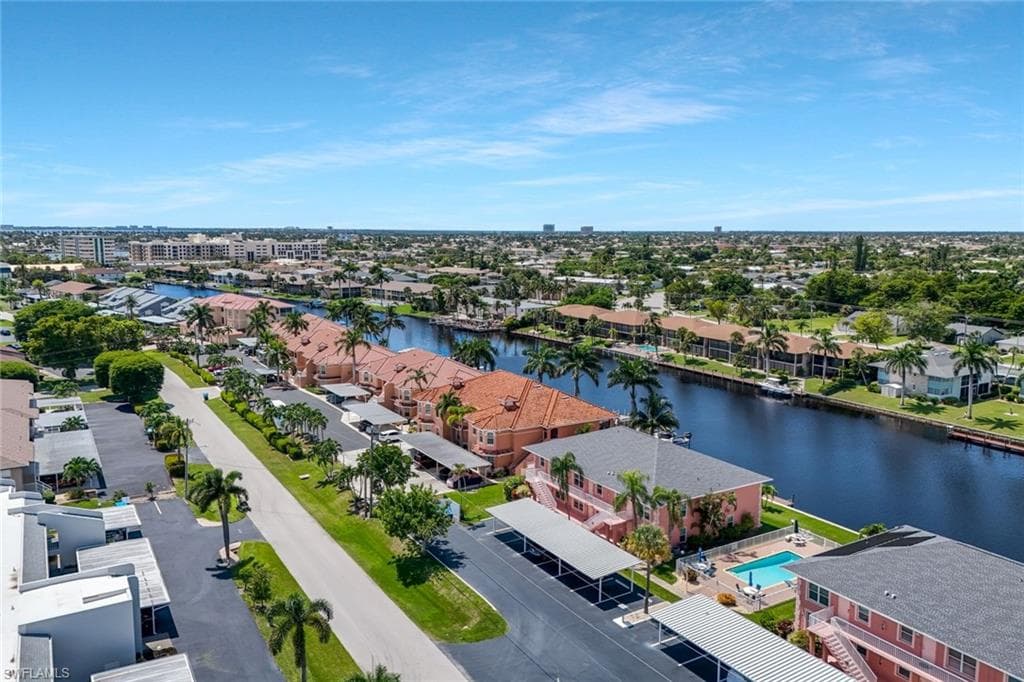 4550 SE 5th PL 202 CAPE CORAL, FL 33904