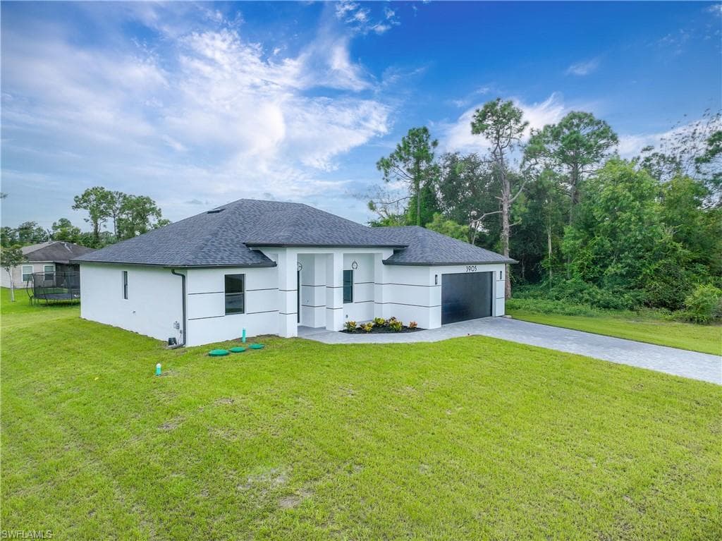 2504 23rd ST W LEHIGH ACRES, FL 33971