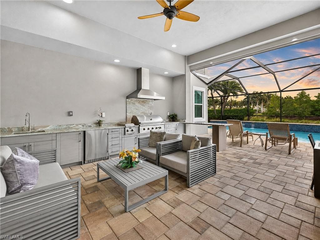 5054 Andros DR NAPLES, FL 34113