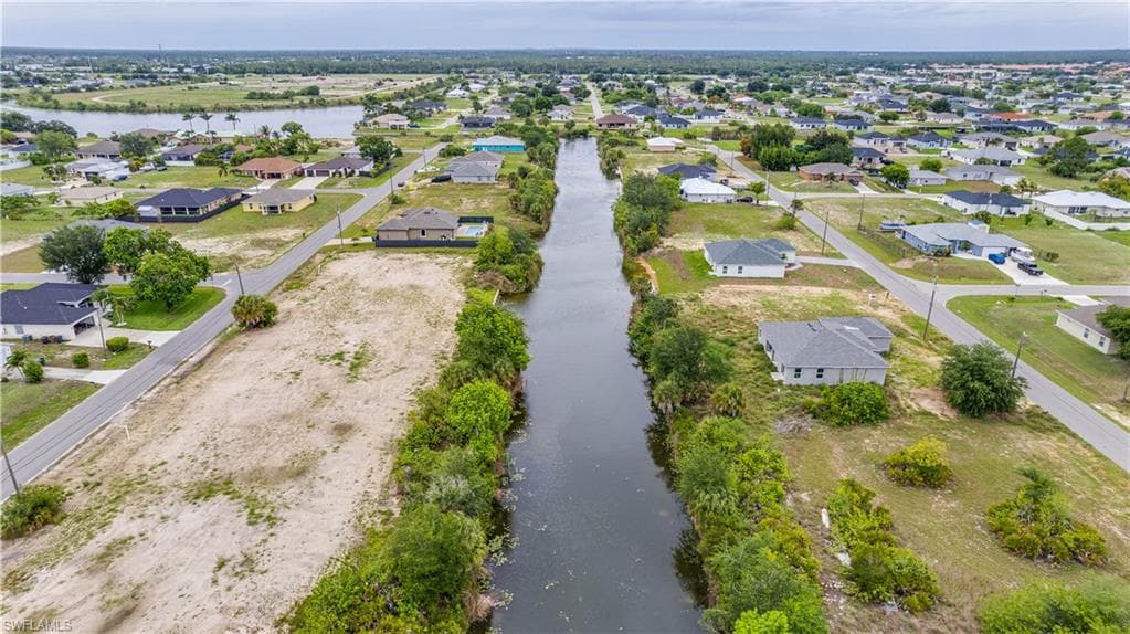 1809 NE 13th AVE CAPE CORAL, FL 33909