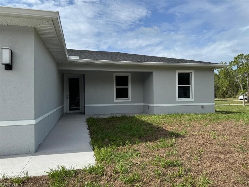 3502 E 10th ST LEHIGH ACRES, FL 33972