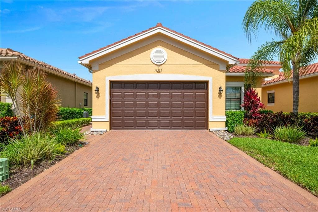 13322 Silktail DR NAPLES, FL 34109