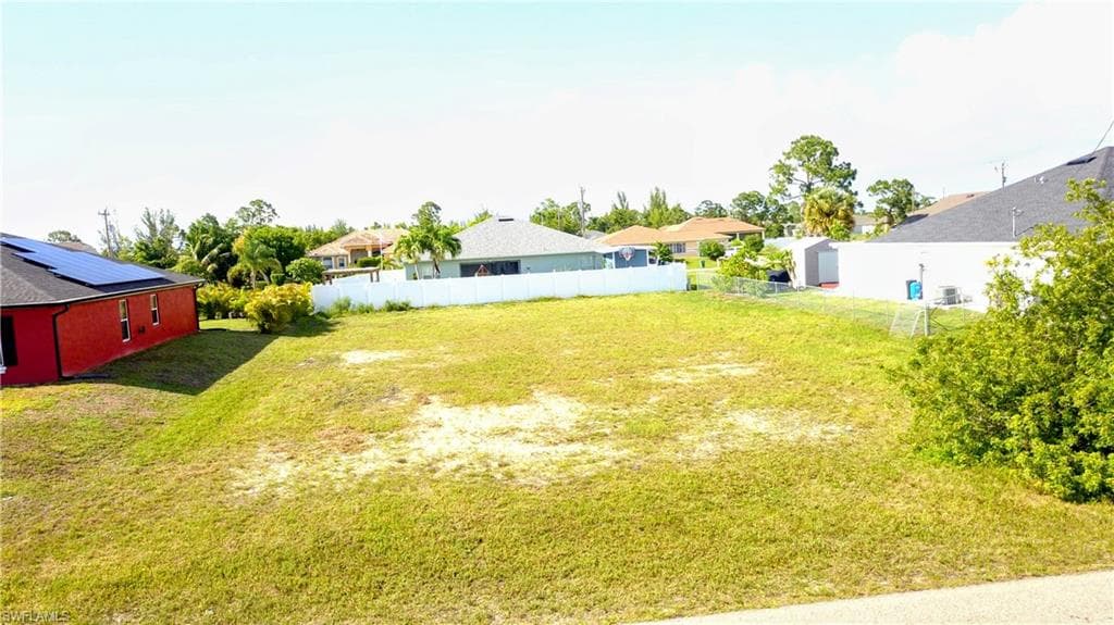 2821 NW 26th ST CAPE CORAL, FL 33993