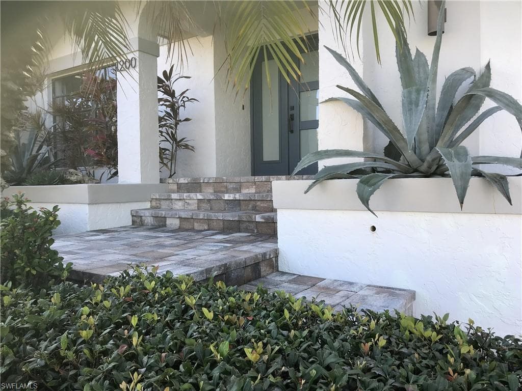 1200 Ludlam CT MARCO ISLAND, FL 34145