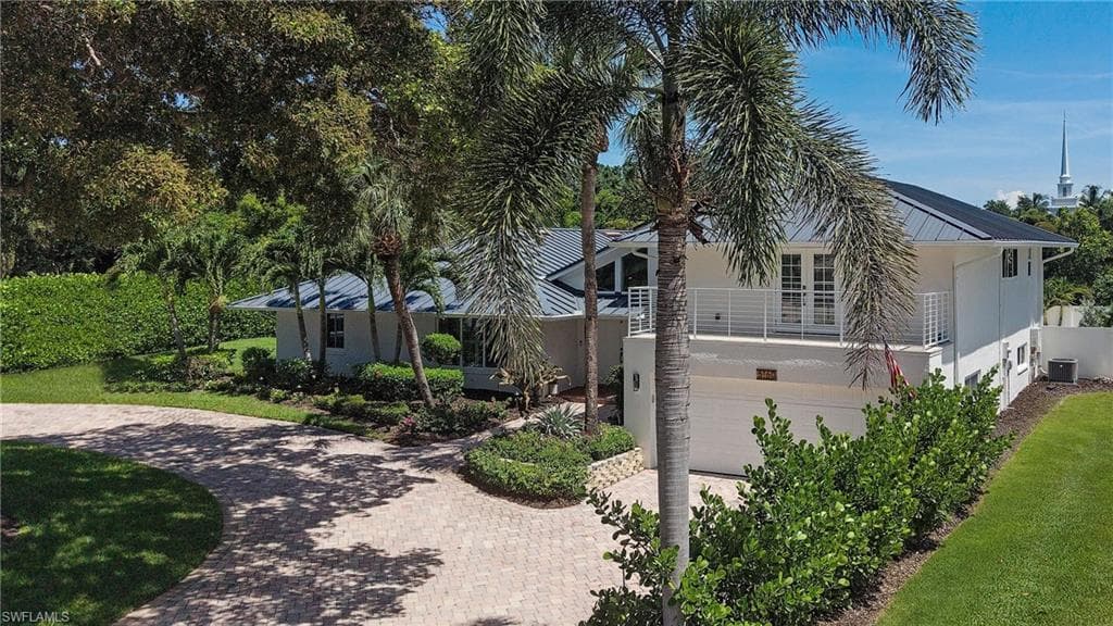 5160 CRAYTON PL S NAPLES, FL 34103