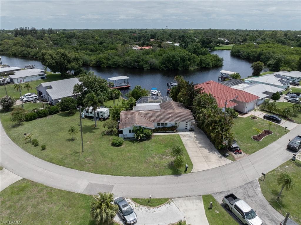 1300 Thompson ST NORTH FORT MYERS, FL 33903