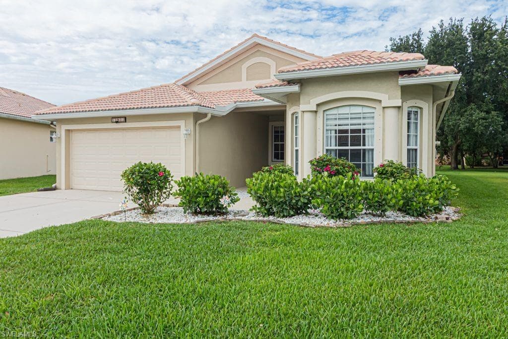 12822 Ivory Stone LOOP FORT MYERS, FL 33913