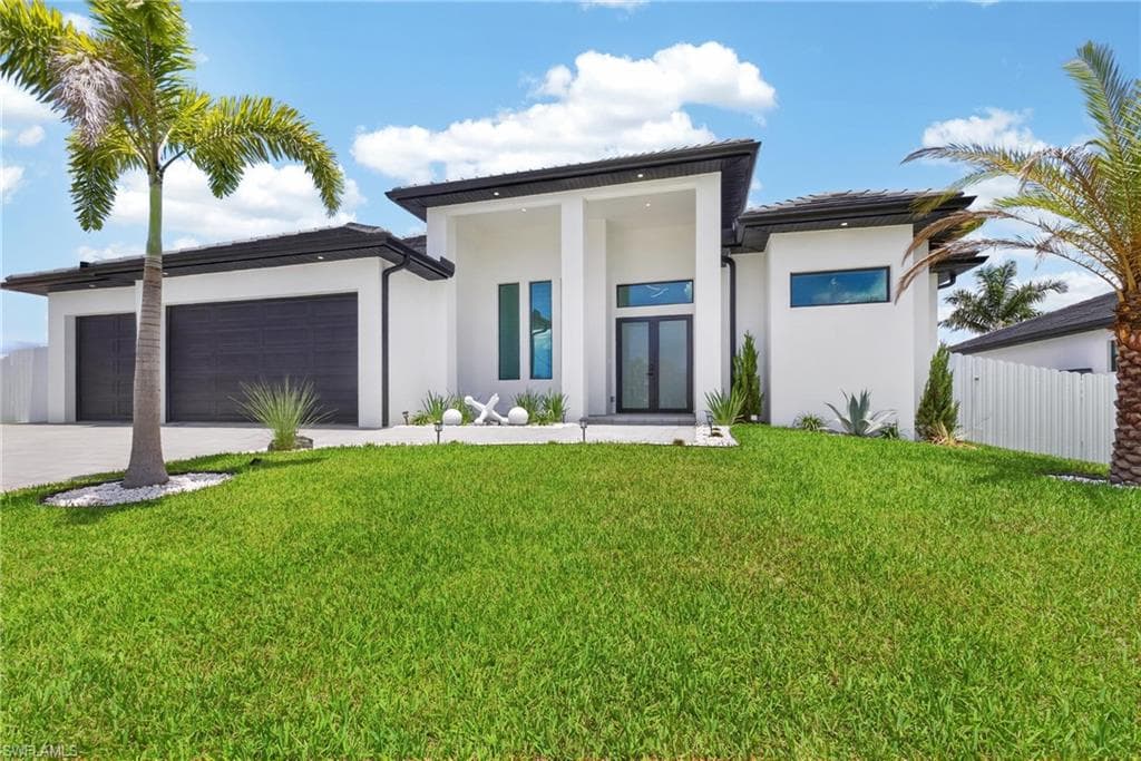 121 NW 35th PL CAPE CORAL, FL 33993