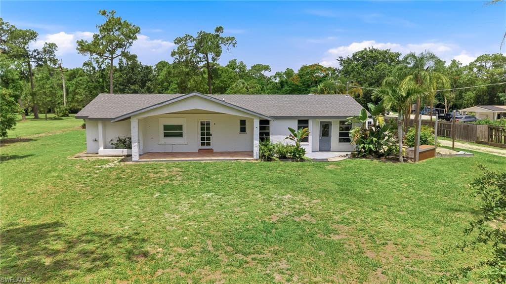 1290 Saint Clair Shores RD NAPLES, FL 34104