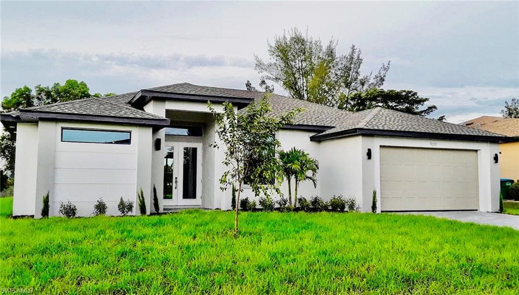 3911 22nd ST SW LEHIGH ACRES, FL 33976