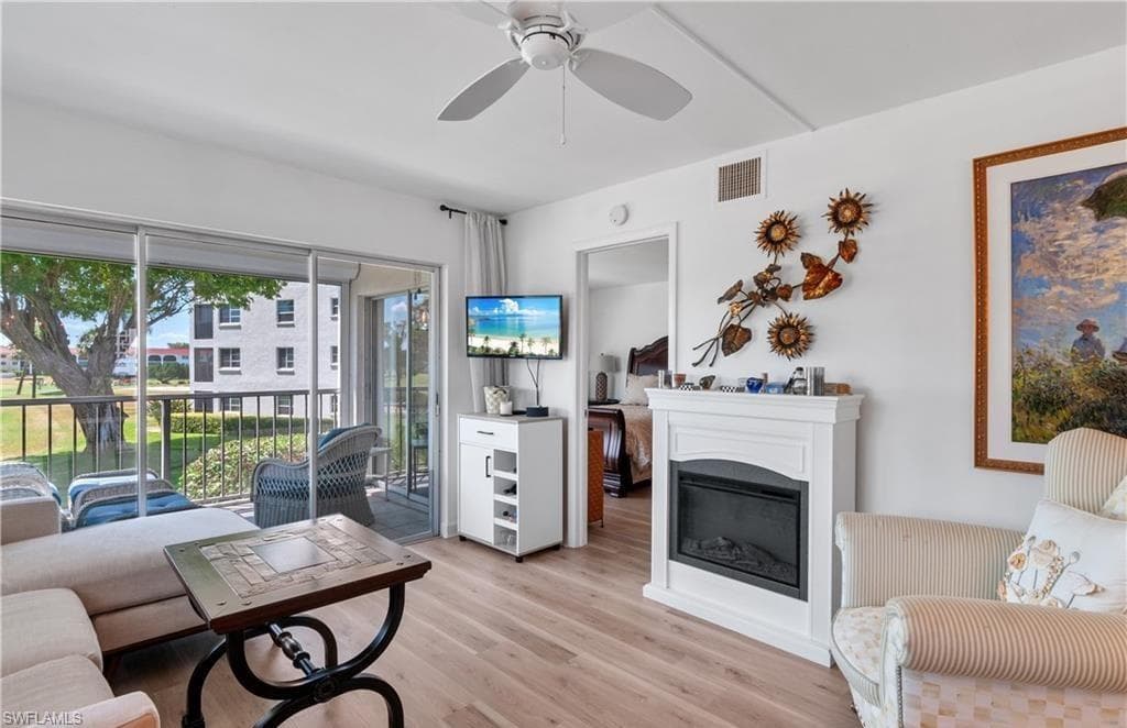 5 High Point CIR W 206 NAPLES, FL 34103