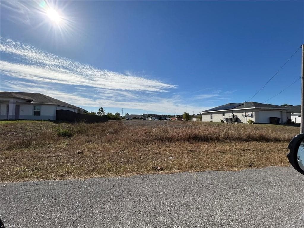 4105 34th ST SW LEHIGH ACRES, FL 33976