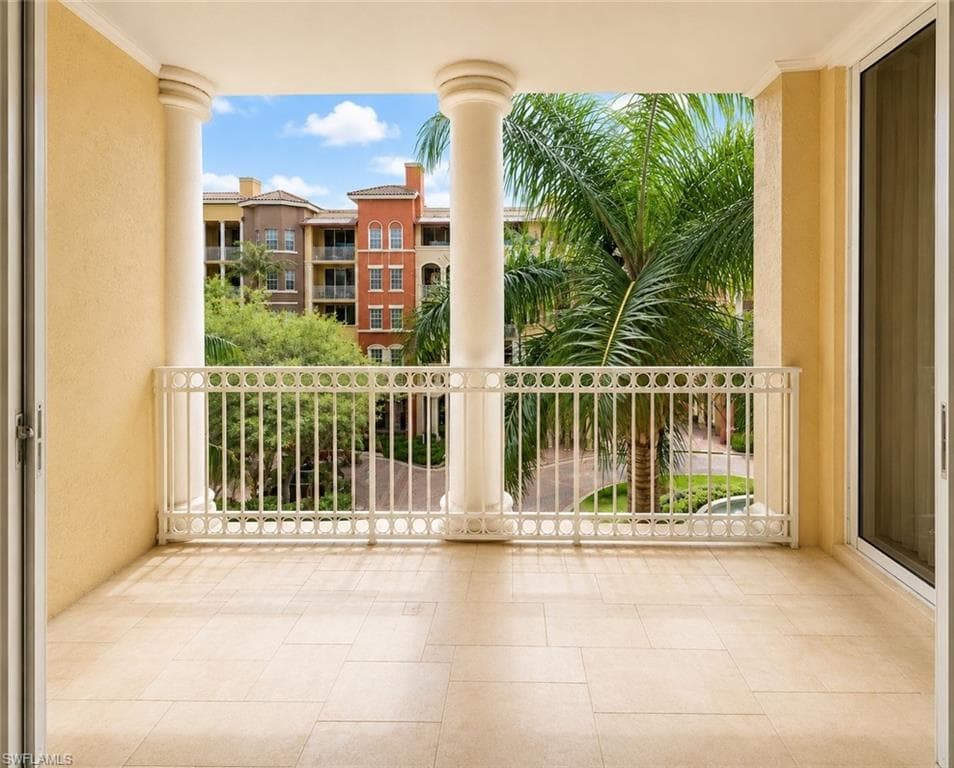 410 Bayfront PL 2308 NAPLES, FL 34102