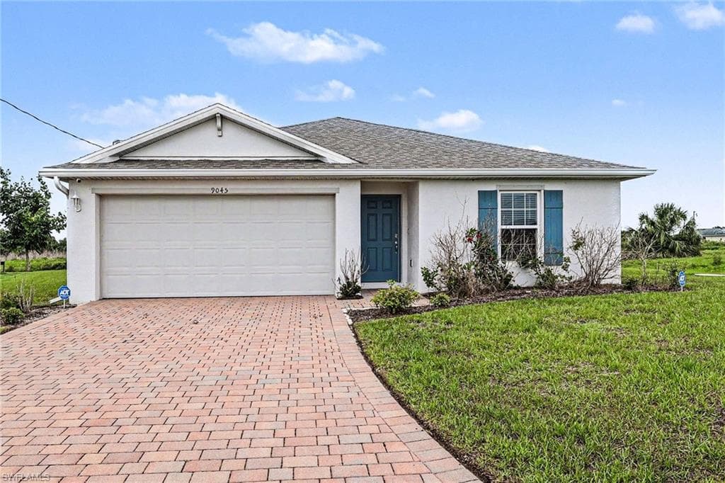 9045 Maywood CIR LABELLE, FL 33935