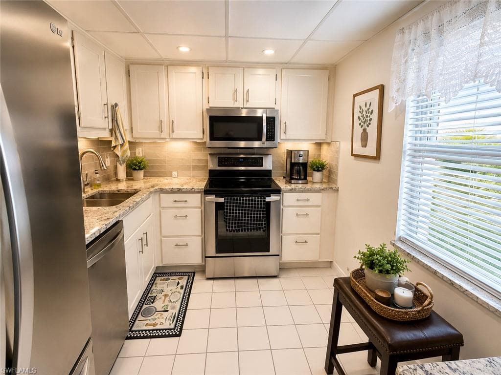 1828 Pine Valley DR 201 FORT MYERS, FL 33907