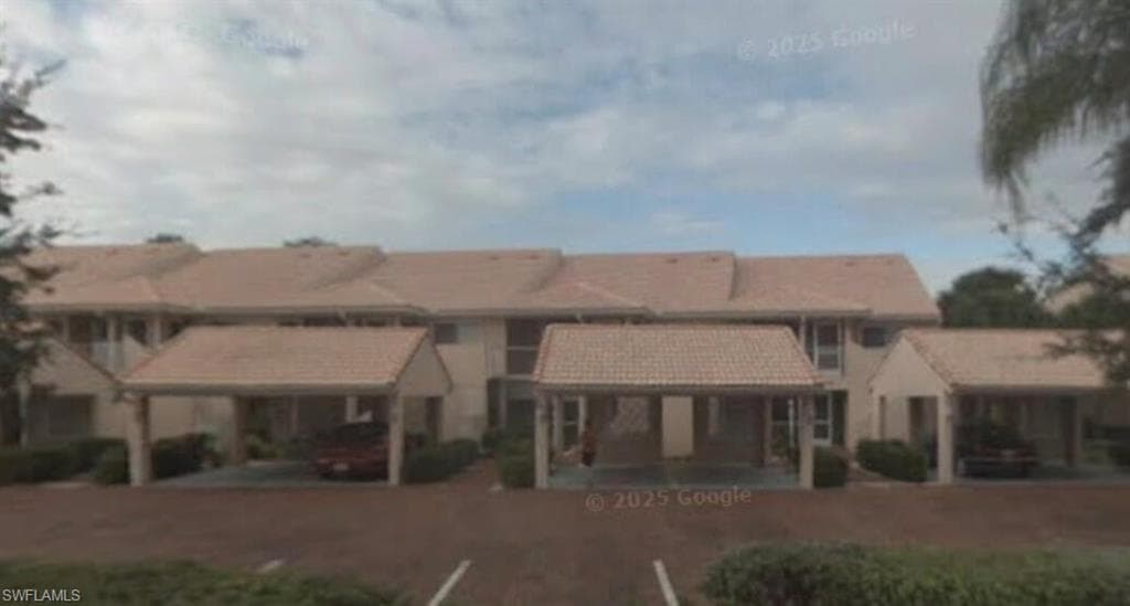 2372 Hidden Lake DR 9 NAPLES, FL 34112