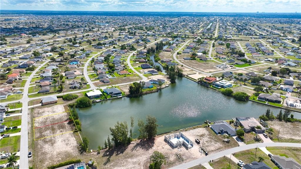 1313 NW 20th CT CAPE CORAL, FL 33993