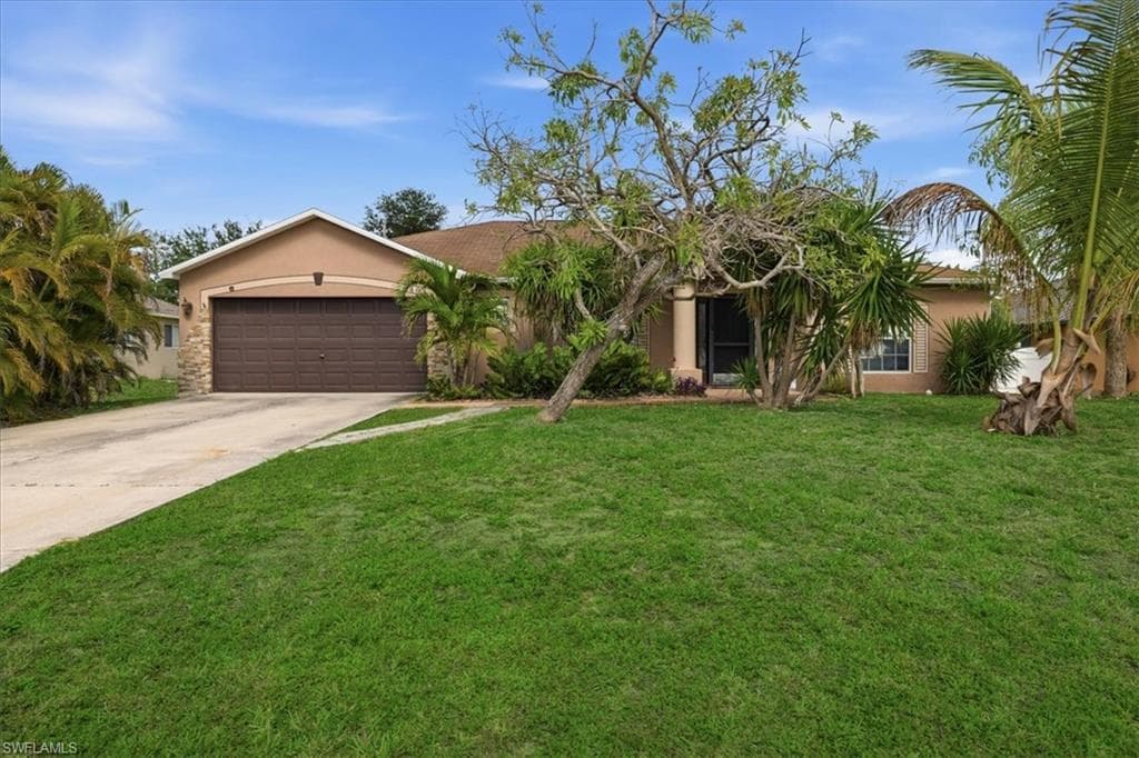 403 SW 28th PL CAPE CORAL, FL 33991
