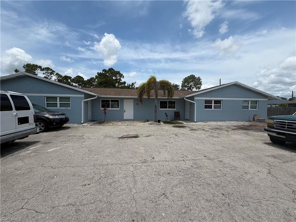 2601 47th TER SW B NAPLES, FL 34116
