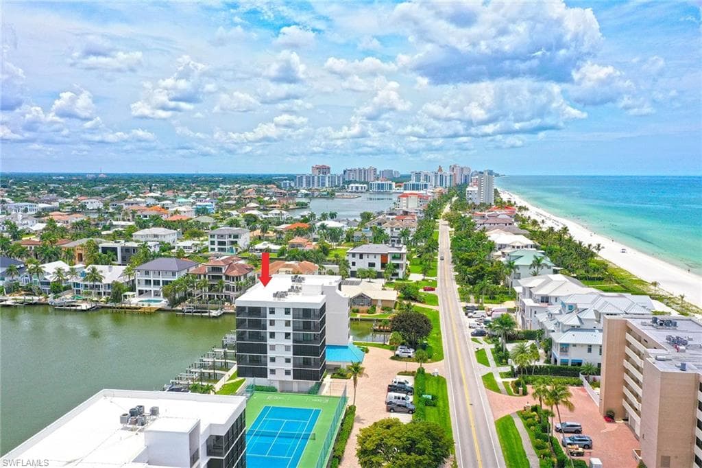 10420 Gulf Shore DR 161 NAPLES, FL 34108