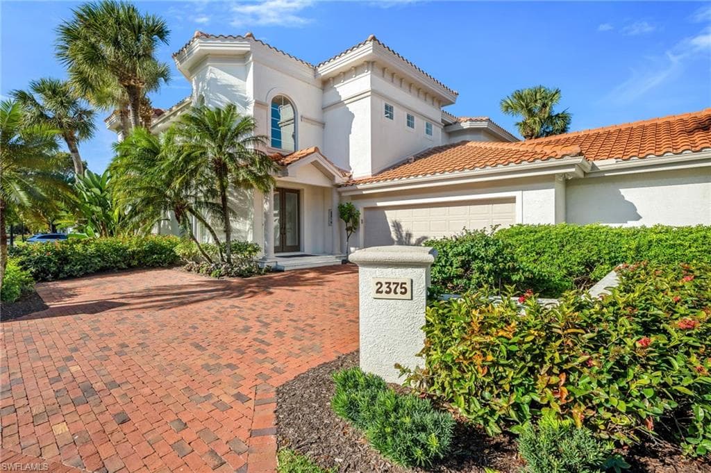 2375 TERRA VERDE LN NAPLES, FL 34105