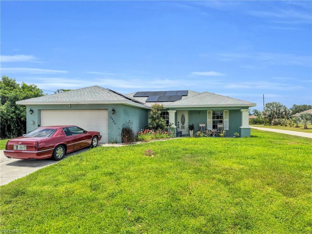 2900 62nd ST W LEHIGH ACRES, FL 33971