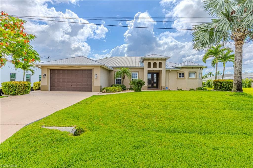 2529 SW 23rd PL CAPE CORAL, FL 33914