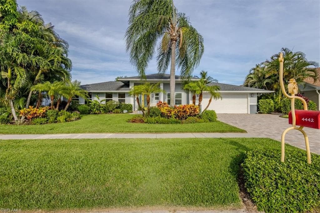 4442 Wilder RD NAPLES, FL 34105