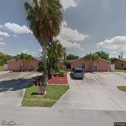 609 SE 23rd PL 1 CAPE CORAL, FL 33990