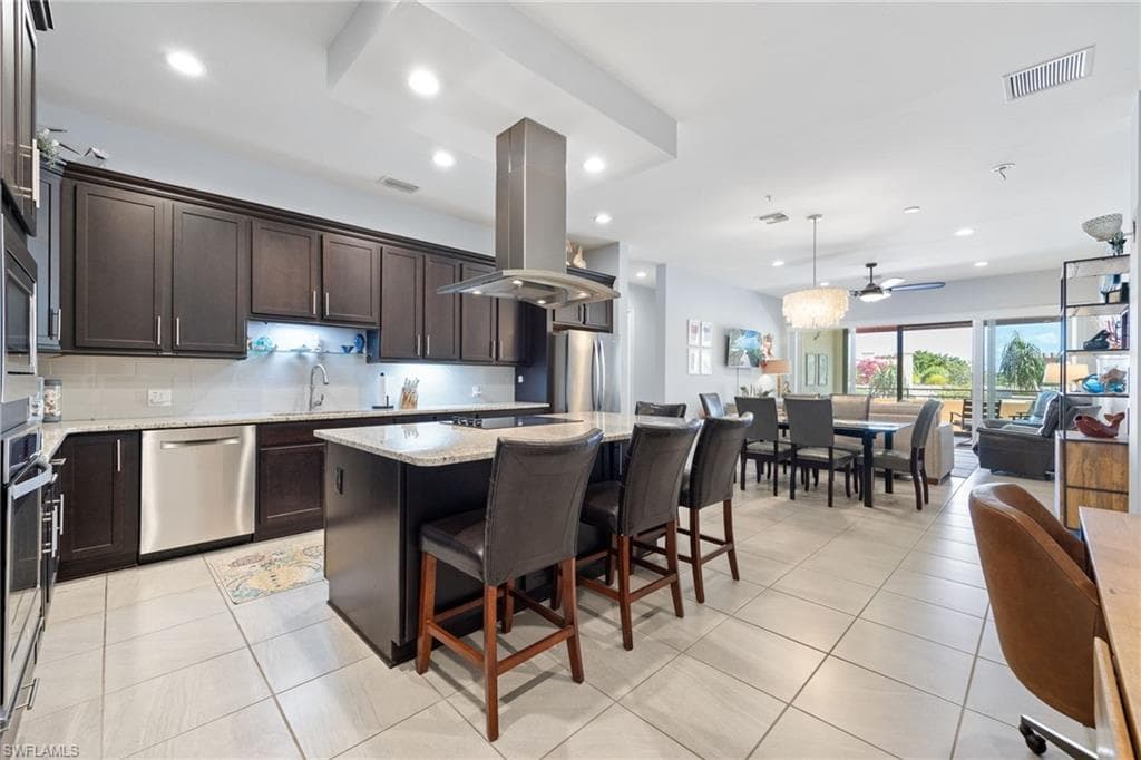 21460 Strada Nuova CIR B214 ESTERO, FL 33928