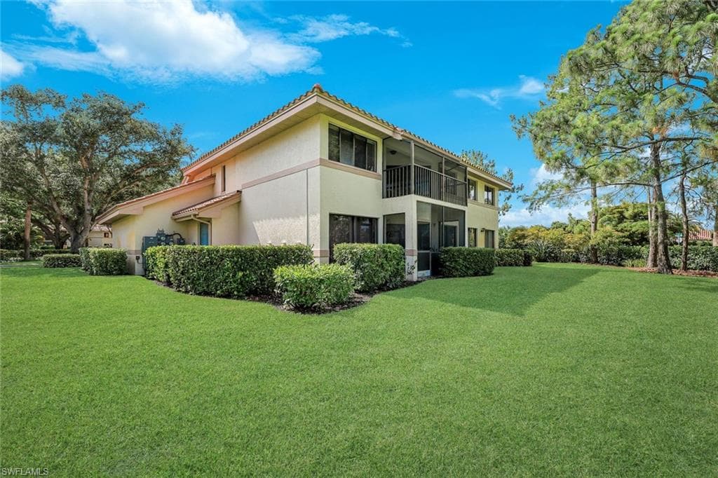 142 Bennington DR 8 NAPLES, FL 34104