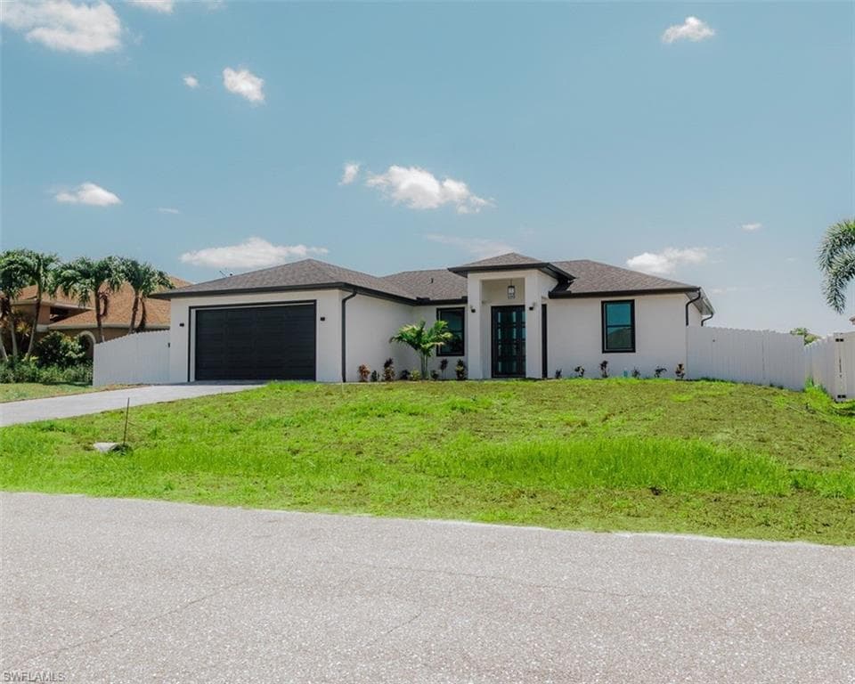 1813 NE 1st AVE CAPE CORAL, FL 33909