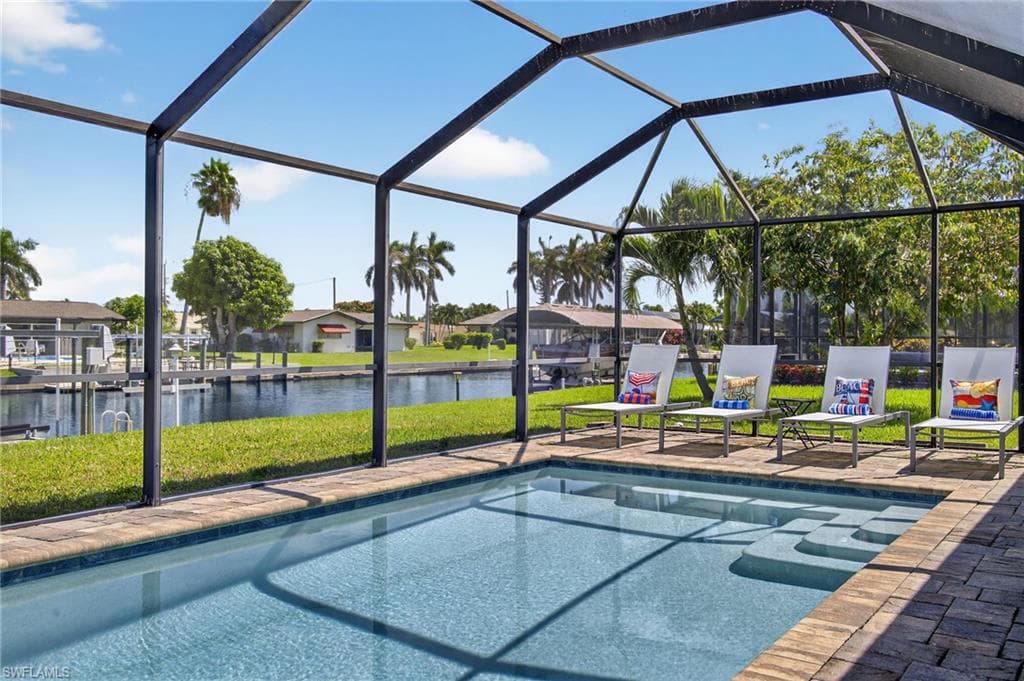 1421 Windsor CT CAPE CORAL, FL 33904
