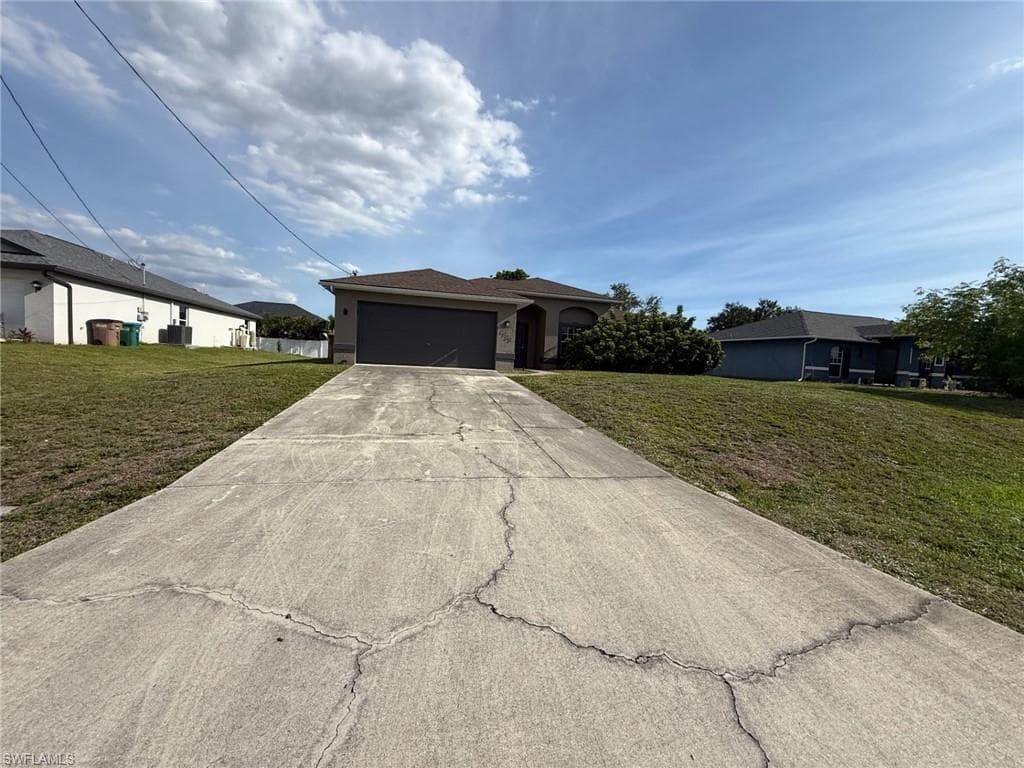 1722 18th ST CAPE CORAL, FL 33993
