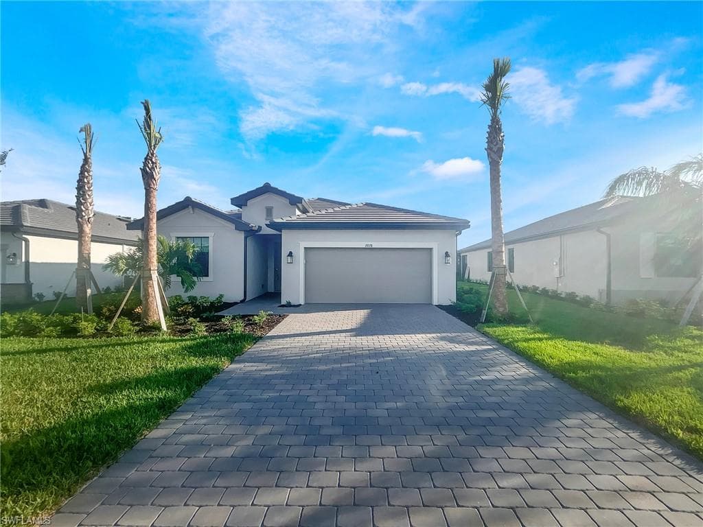 19278 Hinkley DR ESTERO, FL 33928