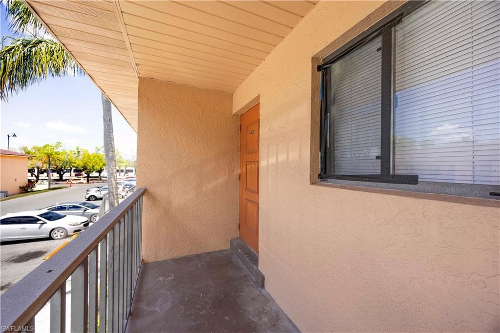 2700 Park Windsor DR 714 FORT MYERS, FL 33901