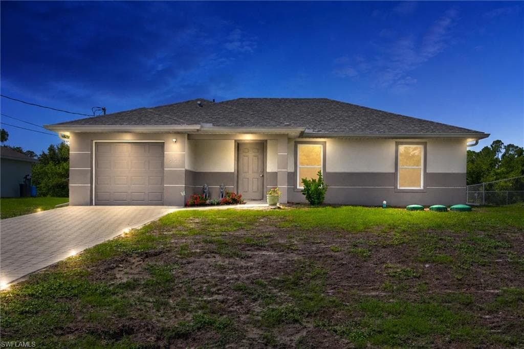 2701 Darlene PL LEHIGH ACRES, FL 33971
