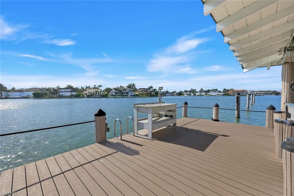 3400 Gulf Shore BLVD N B4 NAPLES, FL 34103