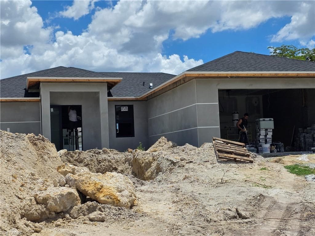 2615 NW 26th TER CAPE CORAL, FL 33993