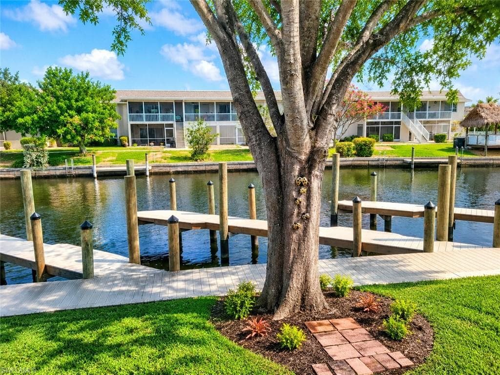 1107 SE 46th LN E CAPE CORAL, FL 33904