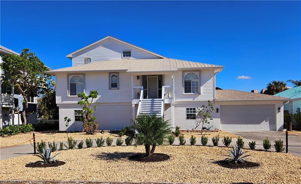116 Sand Dollar DR FORT MYERS BEACH, FL 33931
