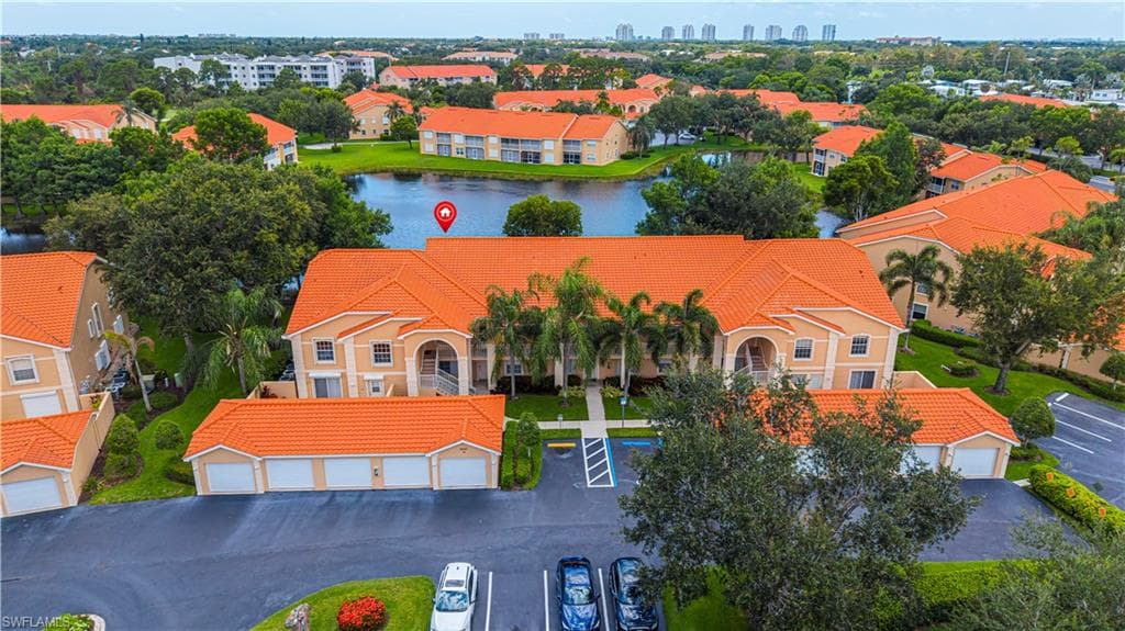26740 Rosewood Pointe LN 202 BONITA SPRINGS, FL 34135