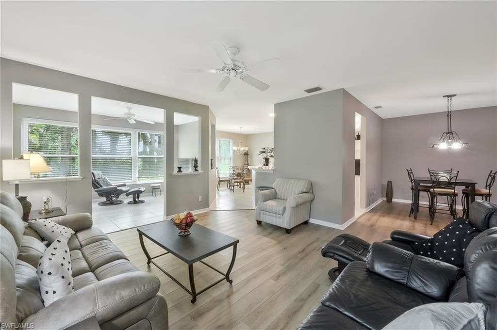 1340 Charleston Square DR 101 NAPLES, FL 34110