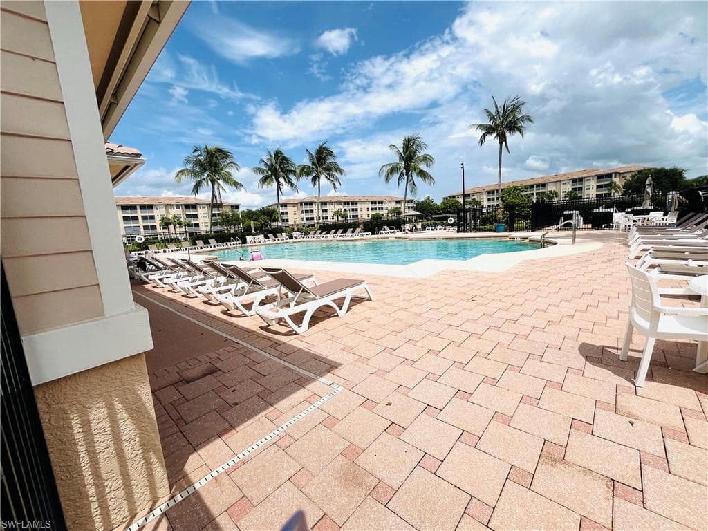 8450 Kingbird LOOP 430 ESTERO, FL 33967