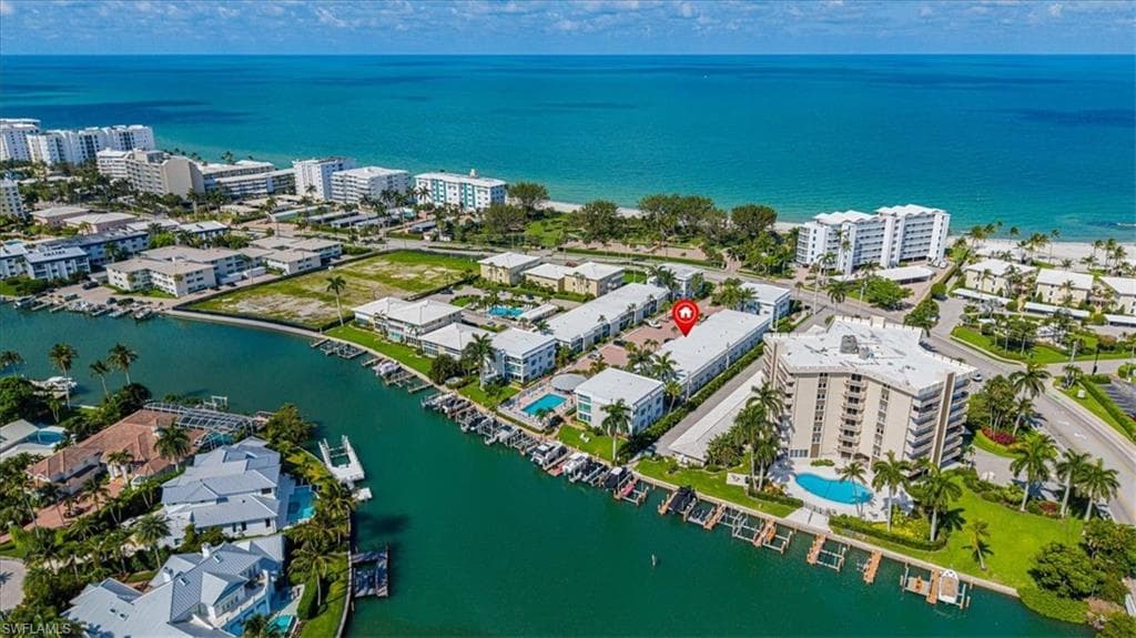 2100 Gulf Shore BLVD N 111 NAPLES, FL 34102