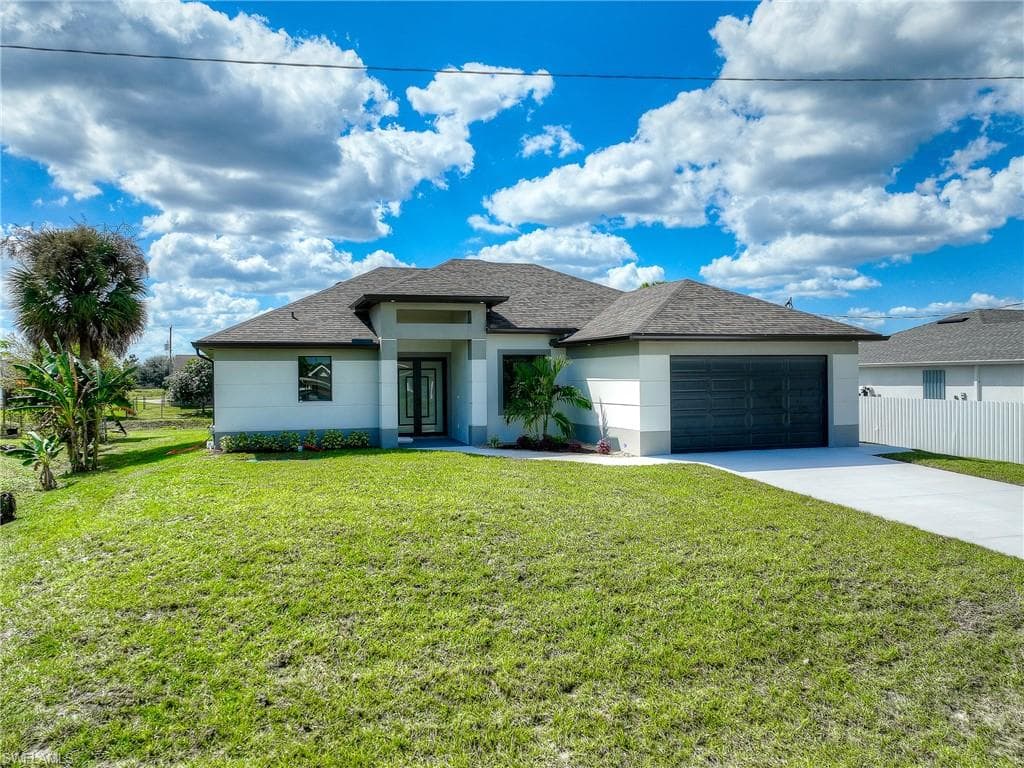 1019 Cedartree AVE LEHIGH ACRES, FL 33971
