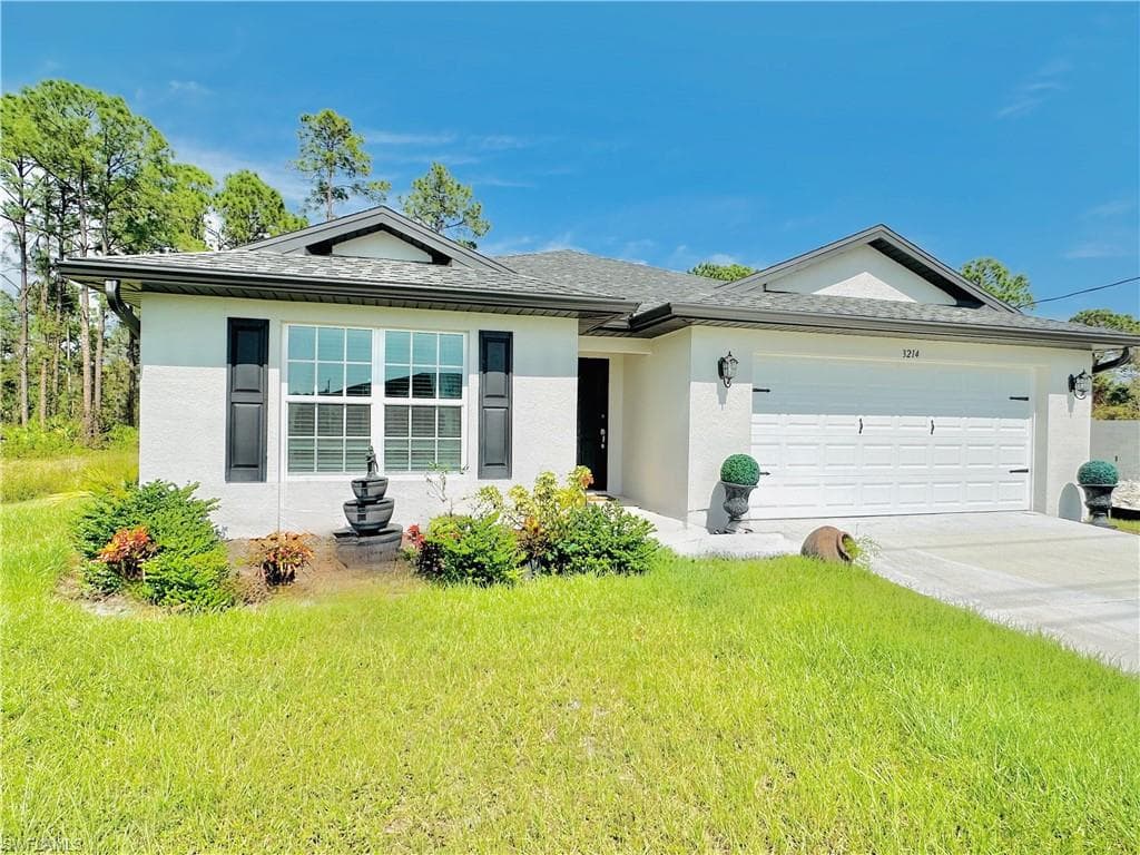 3214 68th ST W LEHIGH ACRES, FL 33971