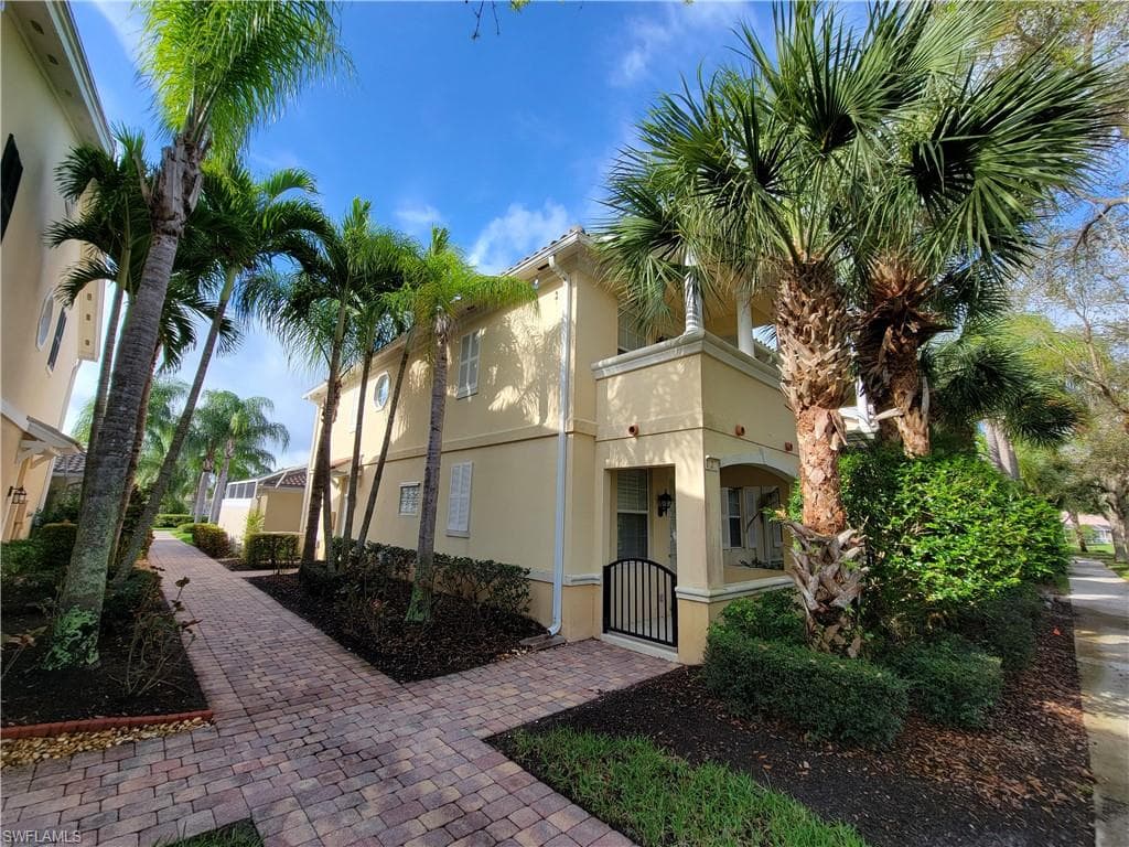 28209 Jeneva WAY BONITA SPRINGS, FL 34135