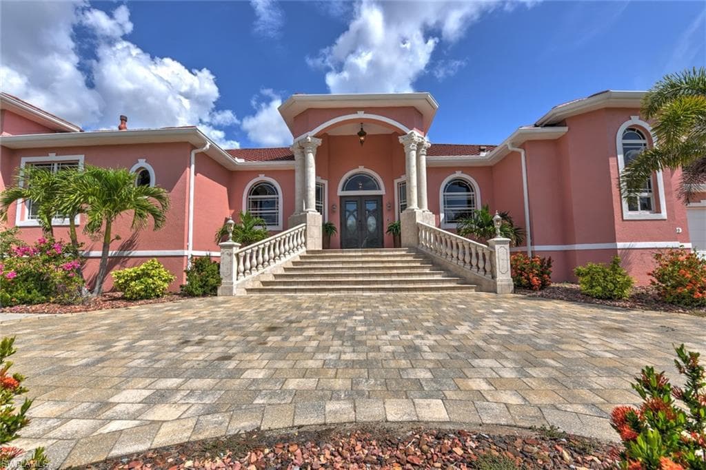 4409 Crews CT PORT CHARLOTTE, FL 33952