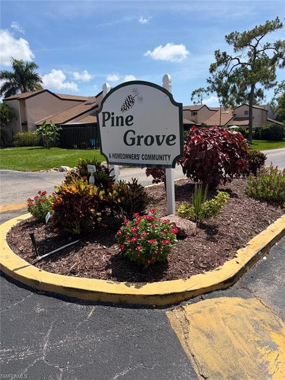 7123 Penner LN 7 FORT MYERS, FL 33907